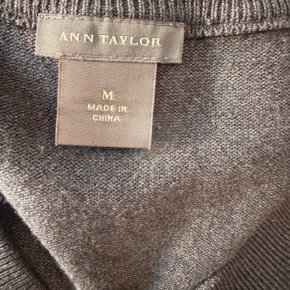 Ann Taylor Charcoal Knit Front Button Silk Blend Sweater Medium - Picture 3 of 8